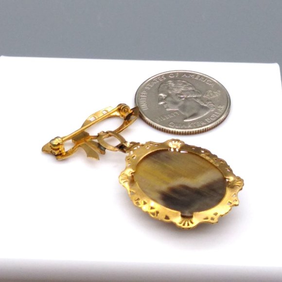 Vintage Filigree Bow Brooch with Dangling Stone Cabochon Ovalin Gold Tone Frame - Picture 4 of 4